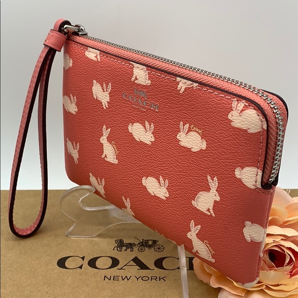 COACH Corner Zip Wristlet With BUNNY Print - Picture 4 of 8